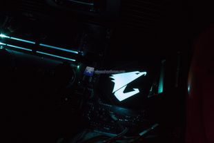 Z370 AORUS Ultra Gaming LED 12